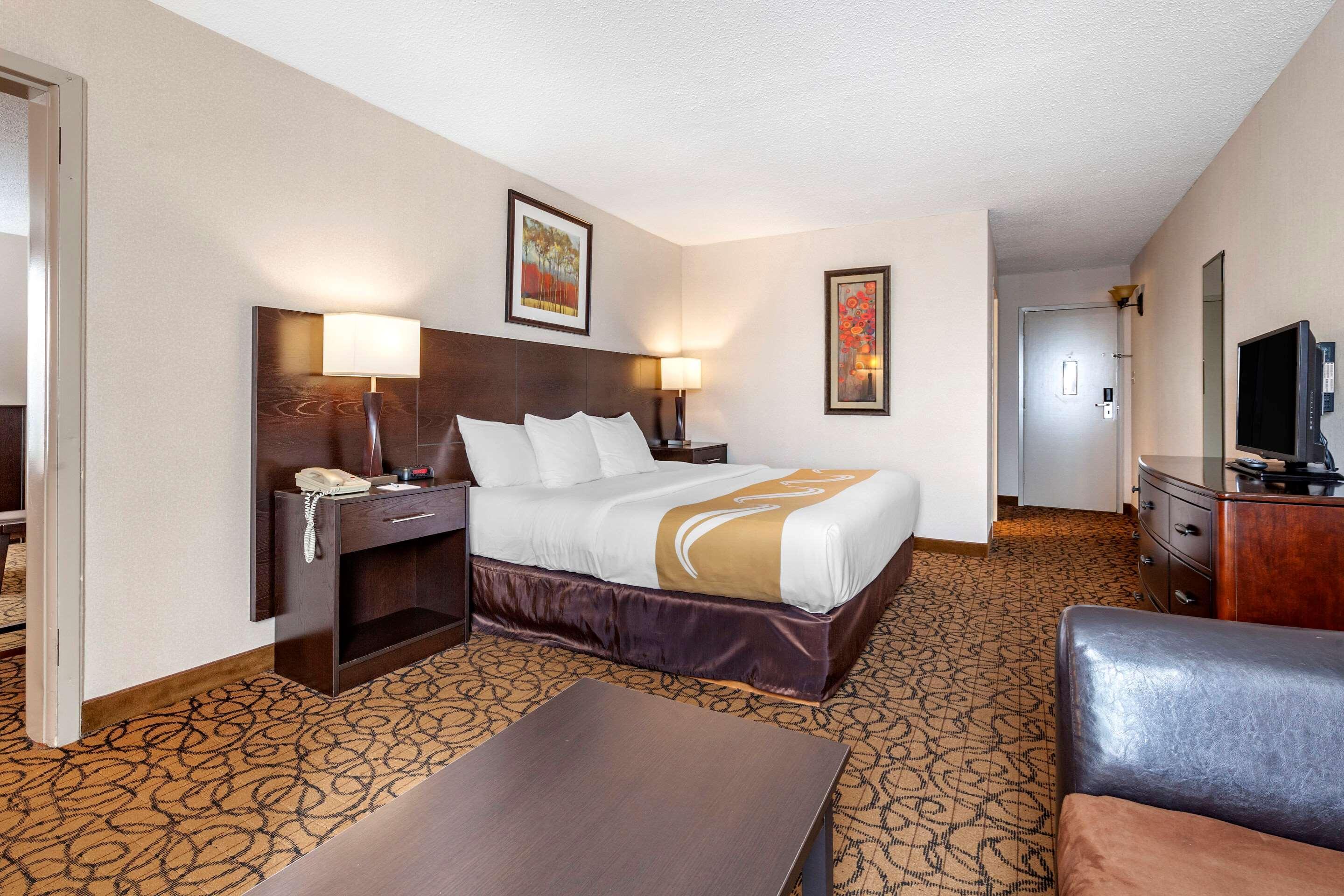 Quality Inn & Suites Escanaba North Exterior foto