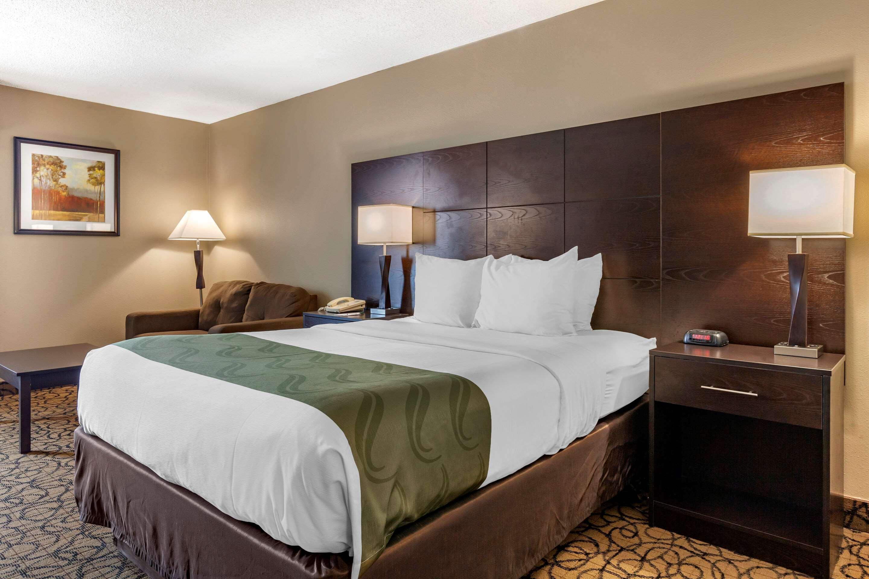 Quality Inn & Suites Escanaba North Exterior foto
